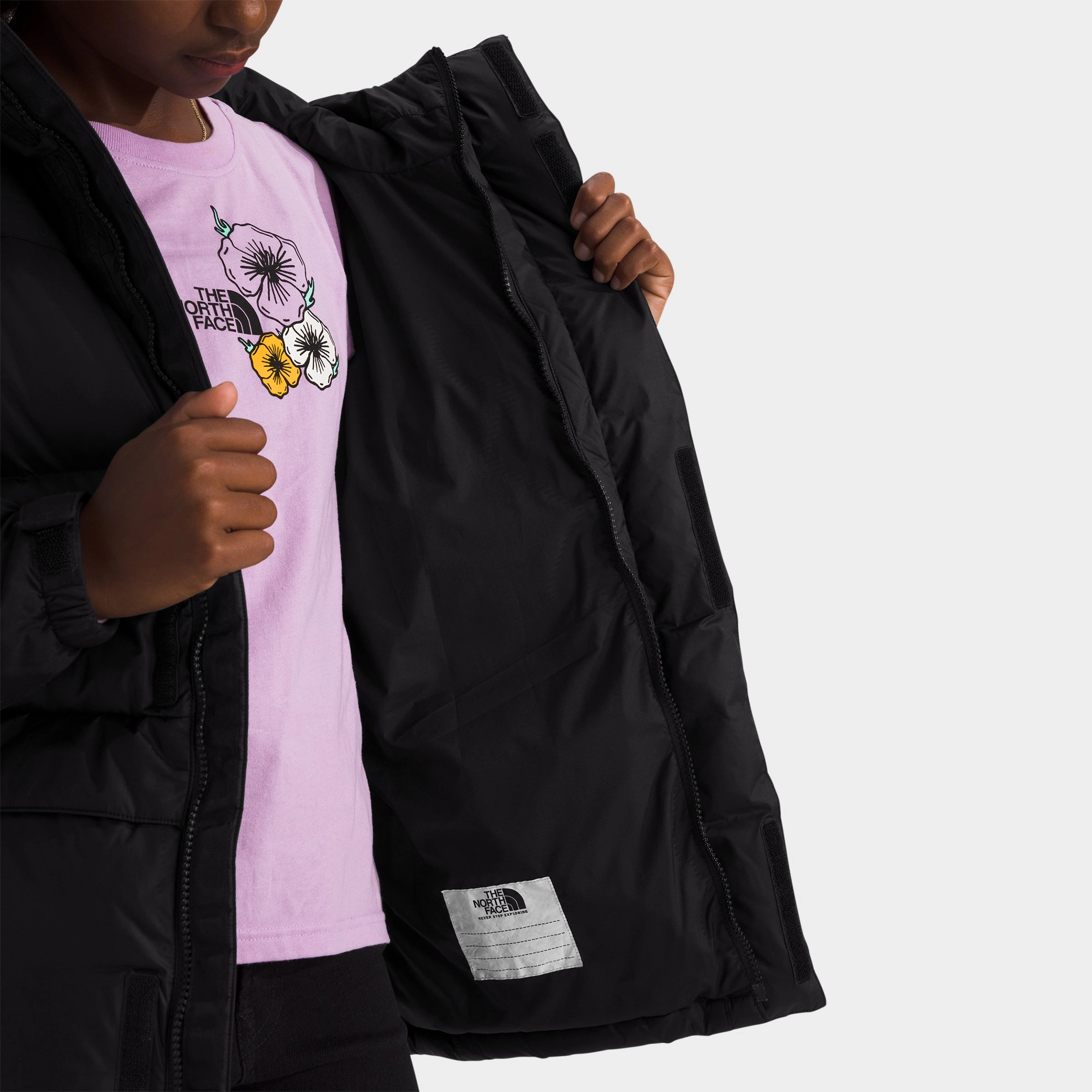 The North Face Junior Boys' HMLYN Down Short Parka / Black