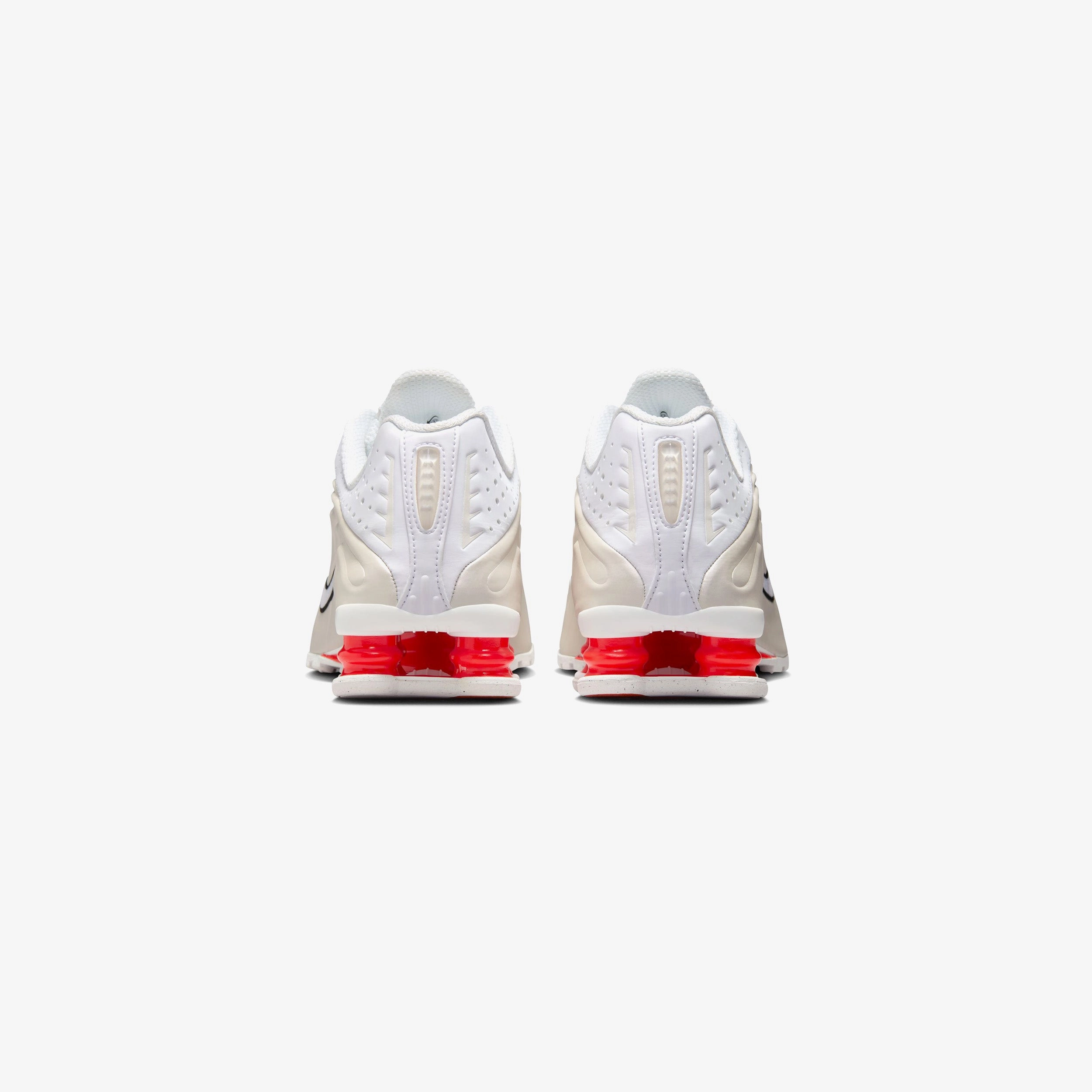 Wmns Shox R4