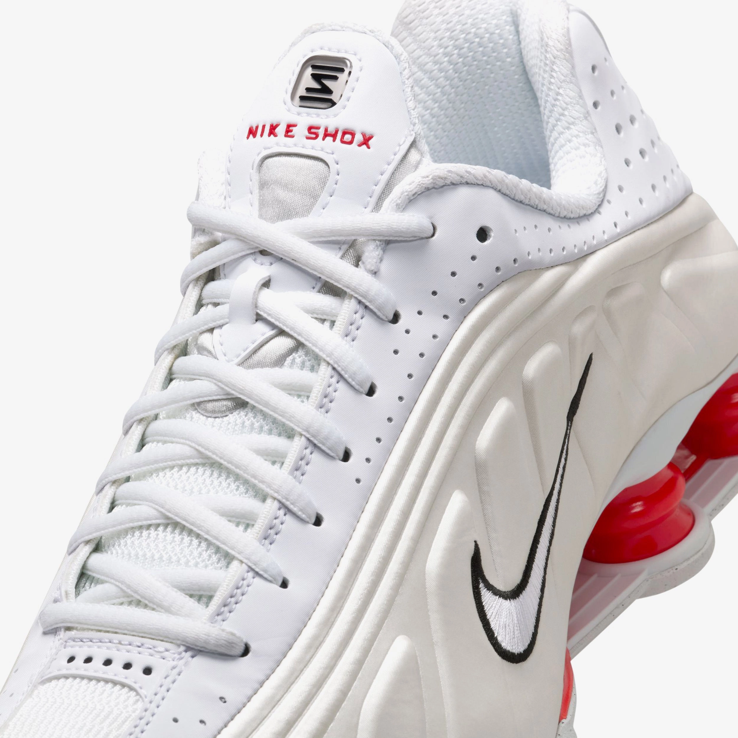 Wmns Shox R4